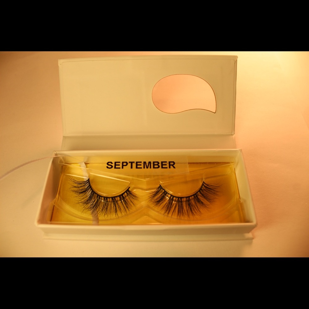 3D Mink Lashes - Picture 2 of 2